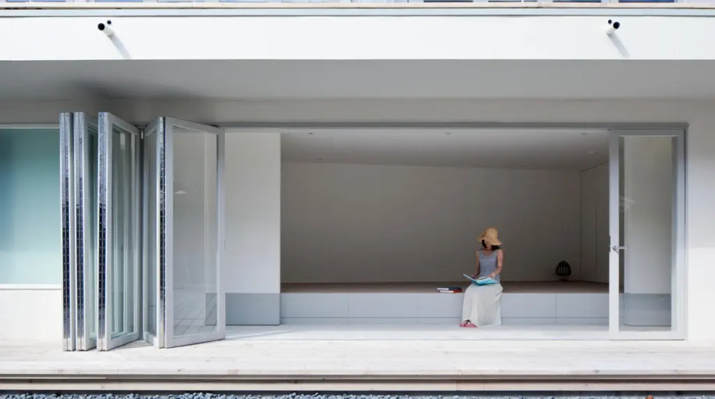 Keunggulan Pintu Aluminium Lipat Dibanding Material Lain