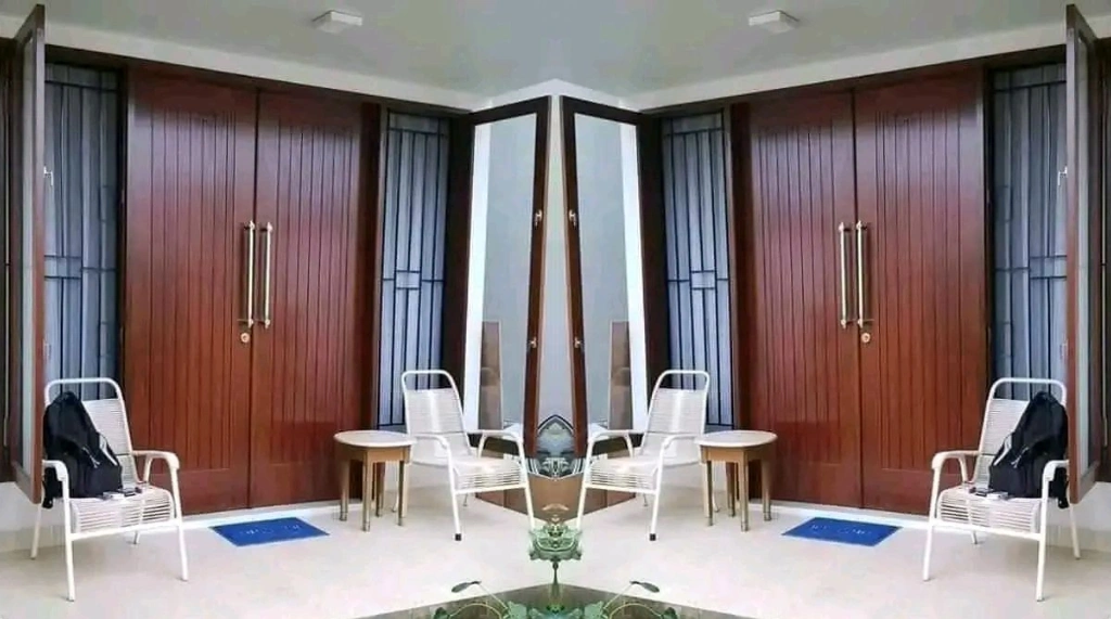 Pintu Kayu Minimalis Dua Daun