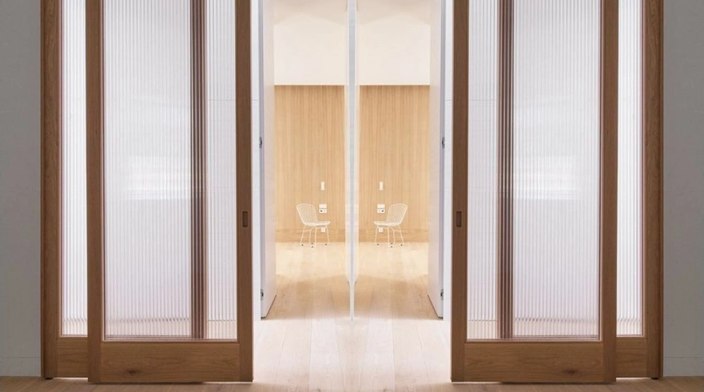 pintu sliding geser dengan rel atas